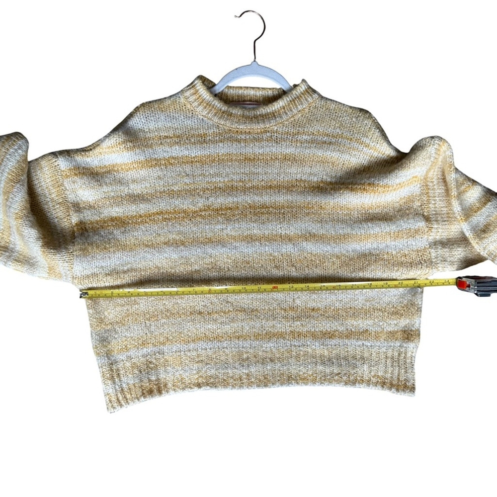 Urban Outfitters Yellow and Cream Striped Sweater Size S Cozy Knit Fall Winter - Picture 6 of 12